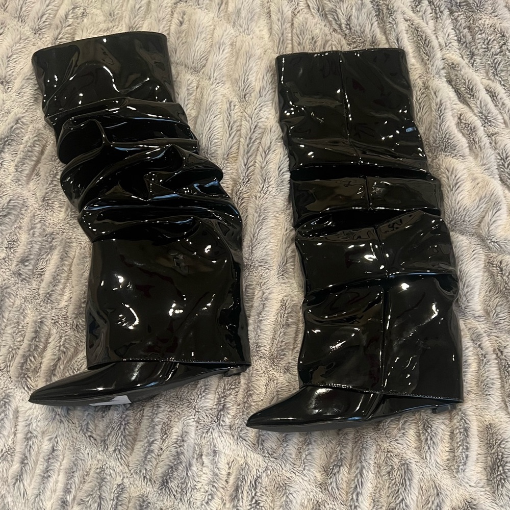 Paten leather knee wedge boots!!